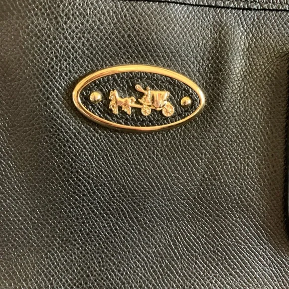 Coach Crossgrain Leather Taxi Tote Black
Shoulder Bag - Picture 5 of 11